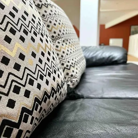 Le Triplex Terracotta شقة