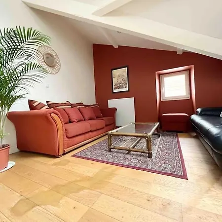 Le Triplex Terracotta * نانت